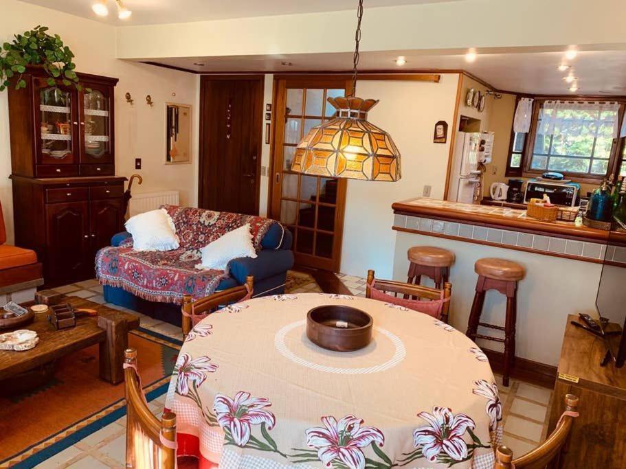 434 Casa Geminada No Centro De Gramado 8 Pessoas 格拉玛多 外观 照片